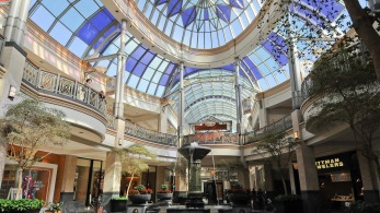 crtsy-king-of-prussia-mall-interior-2200VP
